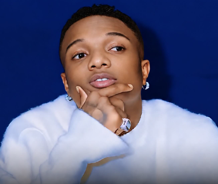 Wizkid Biography: Age, Place and Date of Birth, Wife, Children and Career